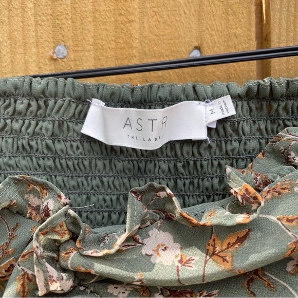 ASTR the Label Ruffle Square Neck Top - Picture 3 of 6